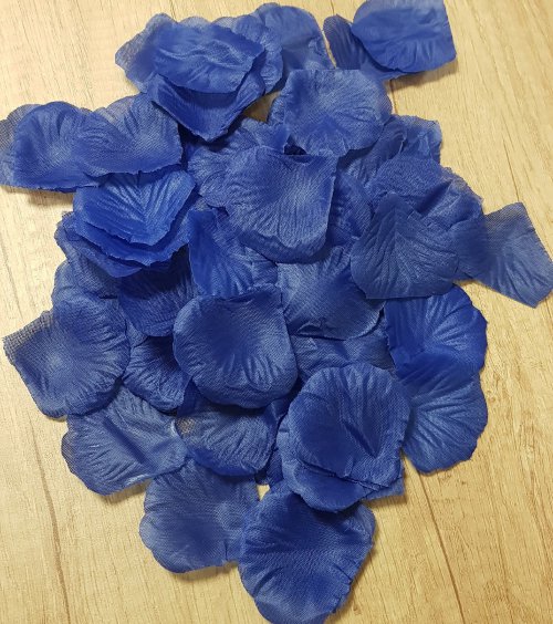 Лепестки для осыпания молодых, синие Искусственные лепестки роз на свадьбу, синие с белым
