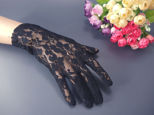 Короткие черные перчатки из гипюра Плотные перчатки из гипюра 22см, цвет черный и темный графит