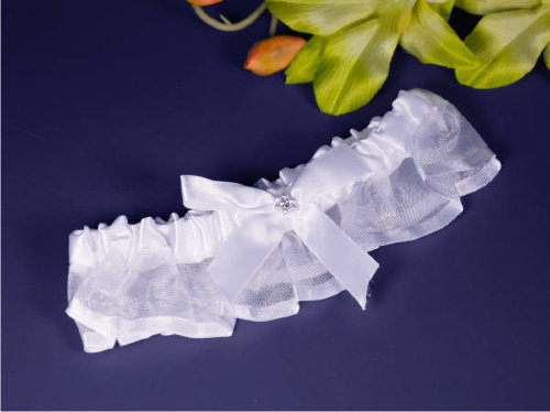 Свадебная подвязка А-061 Нежная белая подвязка для невесты, ширина в сложенном виде 17см
