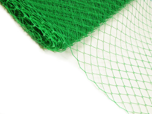 Сетка вуаль зеленая 25см Сетка вуаль для изготовления шляпок и вуалеток с размером ячейки 1см, цвет зеленый