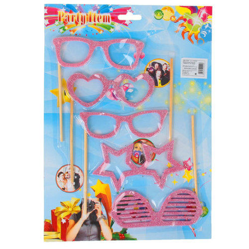 Аксессуары для фотосессии - Гламурные очки розовые В набор фотобутафории входит 5 черных гламурных очков на деревянном основании, для удобства использования.