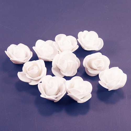 Головы роз 30мм белые, 10шт  Головы розовых роз из пены, размер 3см для свадебного декора. В упаковке 10шт