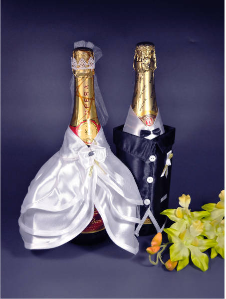 Одежда для шампанского арт. 047-085 Этикетки, украшения на бутылки купить на рынке Дубровка