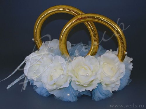 Кольца для свадебного кортежа 002 Кольца для свадебного автомобиля с кремовыми розами на капот или крышу. Изготовление на заказ.