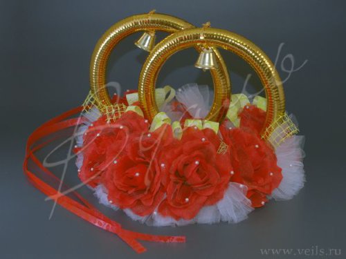 Кольца для свадебного кортежа 012 Украшение для свадебного автомобиля, кольца с красными розами на капот или крышу.