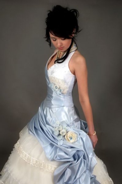 Свадебное платье Атлантида Свадебный комплект Атлантида в бело-бежевом цвете по цене распродажи. В комплекте корсет и юбка.